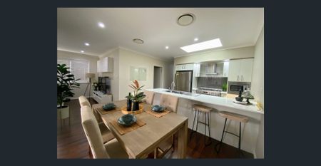 Modern Family Home in Prime Ropes Crossing Location - Photo 2