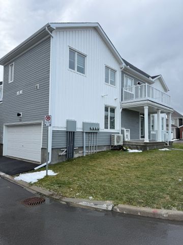 For Lease - 506 Oldenburg Avenue, Stittsville - Munster - Richmond, Ontario - Photo 3