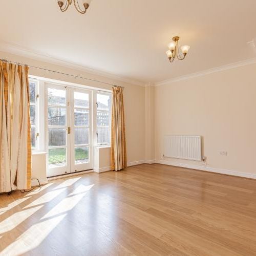 3 bedroom townhouse to rent - Photo 1