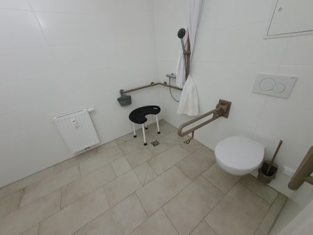 Betreutes Wohnen: Geförderte Altbauwohnung mit Balkon - Photo 4