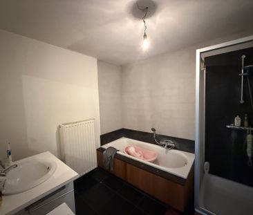 BURST - Dakappartement vlakbij het station. - Photo 4