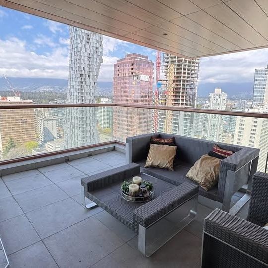 1408 Robson Street #22xx, Vancouver, BC V6G1B9 - Photo 1