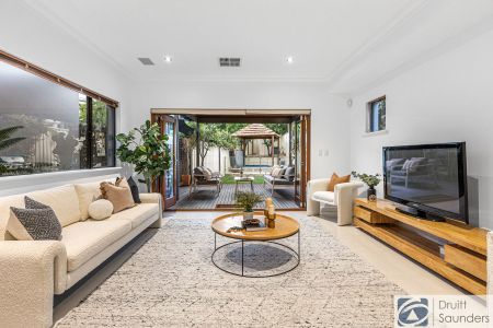 Front Row Seat For Panaromic City Views - Photo 5