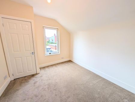 3 bedroom terraced house to rent - Photo 5