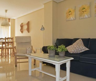 Apartamento de alquiler en Calle de la Curva, 45, Ciudad Jardín - T... - Photo 3