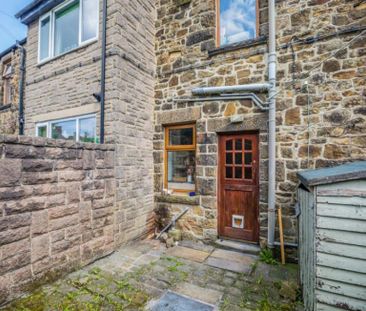 2 Bedroom Terraced To Let - Photo 4