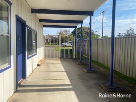 Upstairs Flat 1 Mia Way, Culburra Beach, NSW 2540 - Photo 5