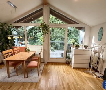 Charmante 2-Zimmer-DG-Wohnung mit Balkon & Garage zu vermieten - Foto 2