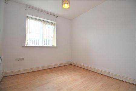 Cransley Close, Hamilton, Leicester, Leicestershire, LE5 1QQ - Photo 4