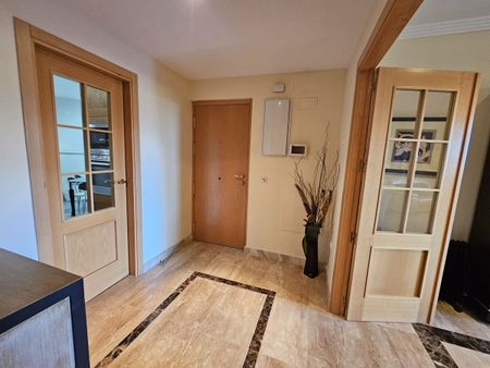 Apartment in New Golden Mile, Costa del Sol - Photo 5