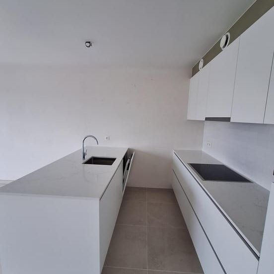 Appartement te huur - Photo 1