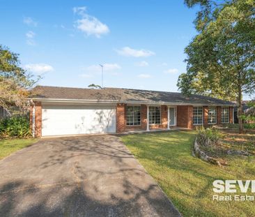 Freshly Updated Family Home in a Highly Convenient Castle Hill Location - Photo 2