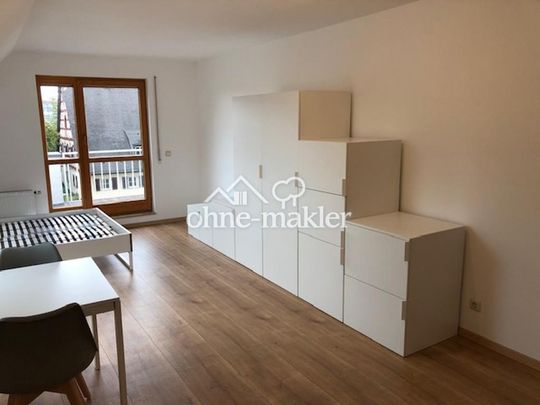 Möblierte 1 ZW mit Balkon, EBK, Flur, Bad und TG-Stellplatz, Weikershofer Str. 11, Nbg, Top Zustand - Foto 1
