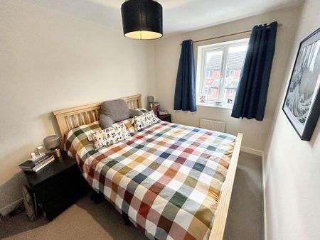 3 bedroom semi-detached house to rent - Photo 3