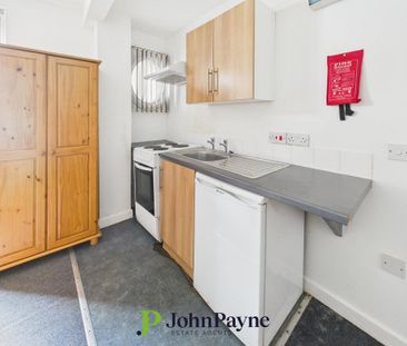 Studio to rent - Photo 4