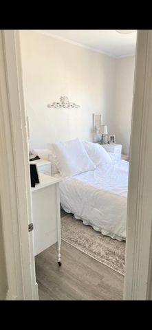 For Lease - 298 Emerald Street, Hamilton, Ontario - Photo 4