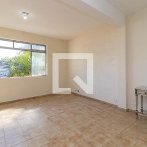 Casa para alugar com 69m², 1 quarto e sem vaga - Foto 1