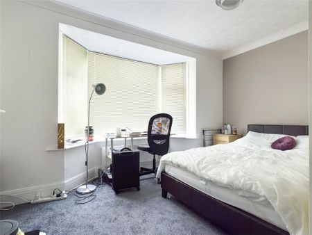 4 bedroom terraced house to rent - Photo 3