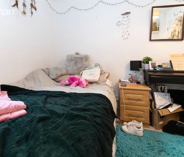 3 bedroom apartment to rent - Photo 3