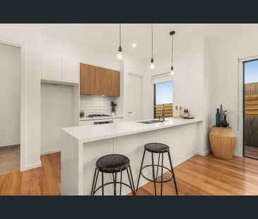 1/43 Linden Avenue, Ivanhoe, Vic 3079 - Photo 3