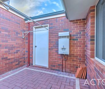 1/5 Fletcher Street, - Photo 1