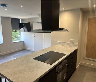 54 Newsome Road, Huddersfield, HD4 - Photo 3