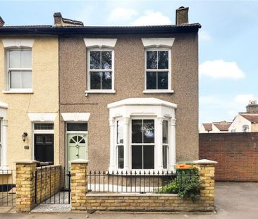 3 bedroom semi-detached house to rent - Photo 3