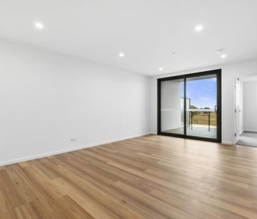 Convenient Location, Spectacular Outlook - Photo 5