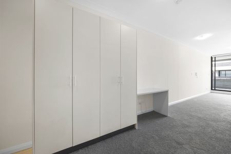 Spacious One Bedroom Retreat - Photo 2