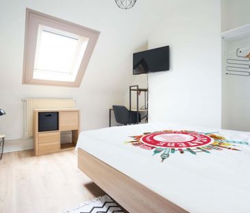 Garibaldi Roommate 5 Bedrooms at Lille - Photo 1