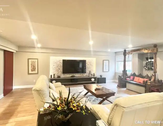 2-100 Coastline Dr, Brampton, Ontario L6Y 0L7 | 100 Coastline Drive, Brampton - Photo 1