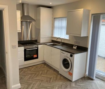 1 Ava Drive, Belfast, BT7 3DW - Photo 2