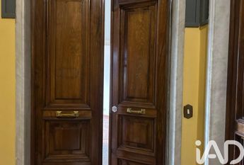 Piazza dello zerbino, Genova, Liguria 16122