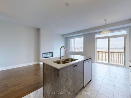 For Lease - 827 Smoothwater Lane, Pickering, Ontario - Photo 3
