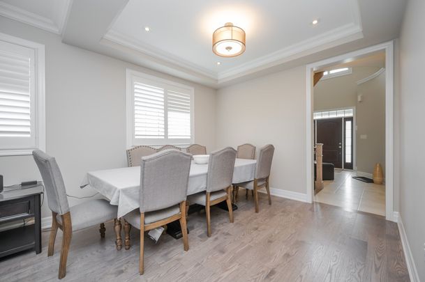 For Lease - 3357 Mintwood Circle, Oakville, Ontario - Photo 1