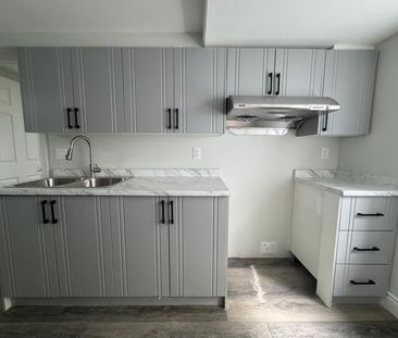 For Lease - 370 Greenbrook Drive, Kitchener, Ontario - Photo 3