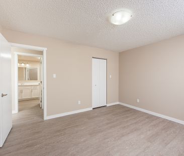 Castle Harbour - Photo 5