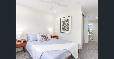 Contemporary Luxury Townhome Living in the Heart of Yeronga- Just 7km from Brisbane CBD - Photo 4