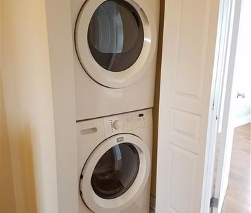 For Lease - 688 ROWLEY Common, Burlington, Ontario - Photo 1