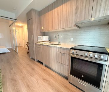 For Lease - 4130 Parkside Village Drive Unit# 1709, Mississauga, On... - Photo 2