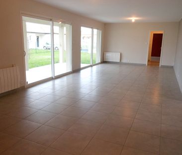 Location Maison 5 pièces 139m² - Photo 1