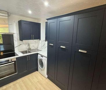 Apt, Belvedere Square, Manchester, M22 - Photo 1