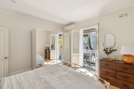 18 High Holborn Street, Surry Hills NSW 2010 - Terrace For Rent | Domain - Photo 4