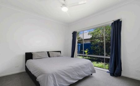 26 Capricorn Circuit, North Lakes - Photo 5