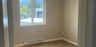 Brand new 3 bedroom, 2.5 bathroom townhouse - Photo 2