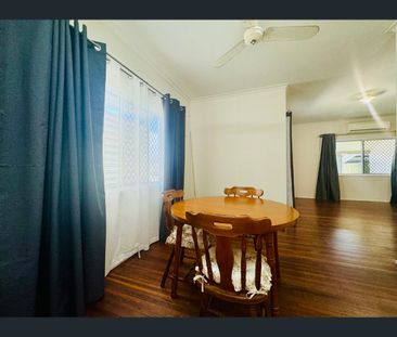 18 SEDGMAN Street, Moranbah, Qld 4744 - Photo 6
