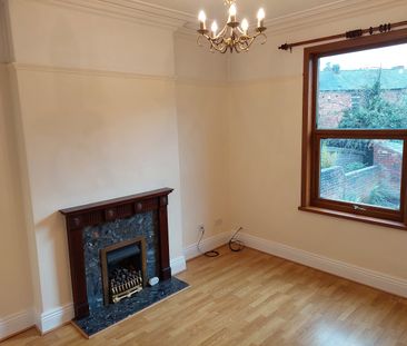 3 Bed Terraced House, Hawthorn Road, S6 - Photo 2