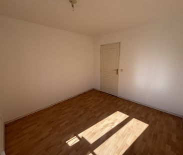 APPARTEMENT NON MEUBLÉ EN PLEIN COEUR DU CENTRE VILLE AVEC PLACE DE... - Photo 1