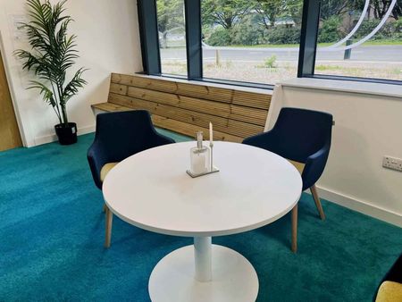 Premier Wet Room Ensuite - Photo 3