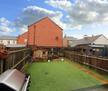 3 bedroom terraced house to rent - Photo 1